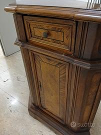credenza in arte povera