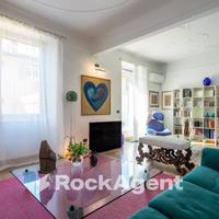 RESTO IN TESTA. È IL TERRAZZO.