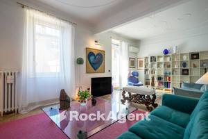 RESTO IN TESTA. È IL TERRAZZO.