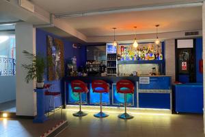 Attività commerciale, bar,sala da ballo, discoteca