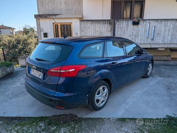 Ford Focus SW 1.5 diesel FULL OPTIONAL
