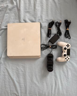 Playstation 4 slim