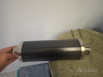 Terminale di scarico moto in carbonio
