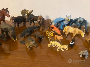 Animali in plastica