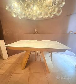 tavolo soggiorno in vetro bianco