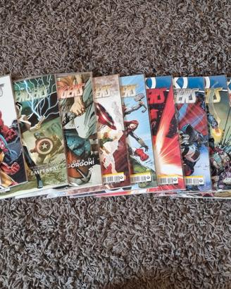 Serie completa fumetti MARVEL AVENGERS anno 2012