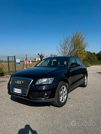 Audi Q5 2.0 tfsi  2010