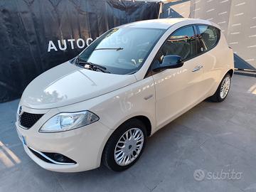 Lancia Ypsilon 1.2 69 CV 5 porte GPL Ecochic Silve