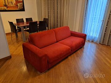 Divano letto matrimoniale