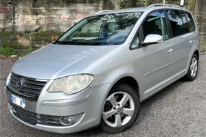 Volkswagen Touran 2.0 TDI 170CV DPF Highline