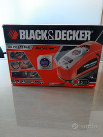 BLACK+DECKER ASI300 Compressore Portatile Compatto