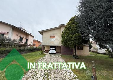VILLA SINGOLA A ROVATO