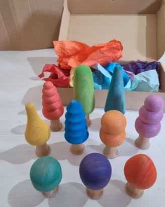 Set Alberi in legno colorati per gioco simbolico