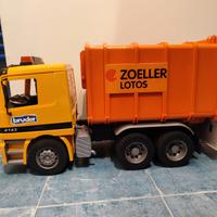 Camion bruder spazzatura 