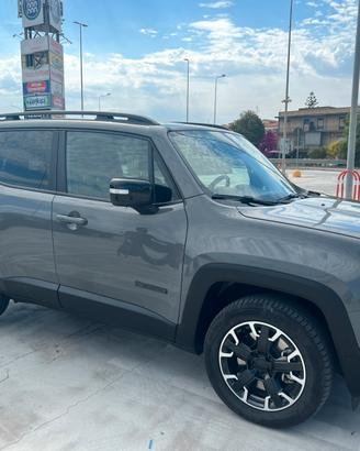 JEEP RENEGADE 4XE UPLAND 190CV PLUG-IN HYBRID