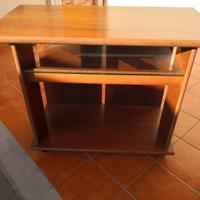 Mobile tv in legno