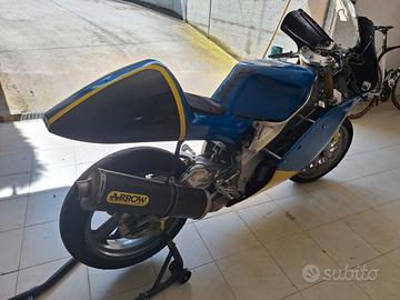 Yamaha szr supermono 660
