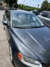 Volvo V70 Momentum
