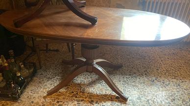 Tavolo da pranzo ovale