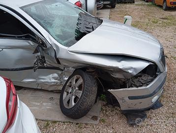 SKODA OCTAVIA 2008 GPL INCIDENTATA/SINISTRATA