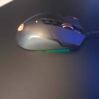 Mouse AOC AGM 600 simile a Basilisk V3 e G502