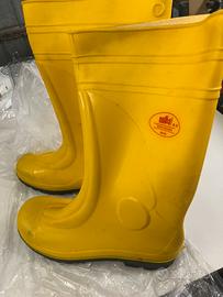 Stivali antinfortunistici