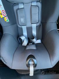 Seggiolino rotante Britax Römer swingfix i-size 