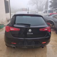 PORTELLONE E PARAURTI POSTERIORE ALFA GIULIETTA