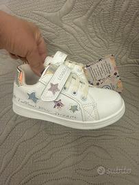 Scarpe bimba