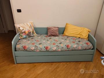 letto singolo  con letto scomparsa + divano