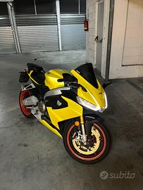 Aprilia Rs660 depotenzia 35kw con 8500km