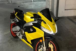 Aprilia Rs660 depotenzia 35kw con 8500km