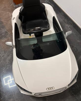 Macchina elettrica bambino
