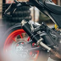 Thunder Titanium Black Ducati Monster 937