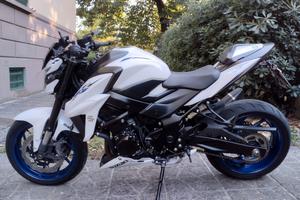 SUZUKI GSX S 750