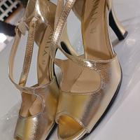 scarpe color oro 