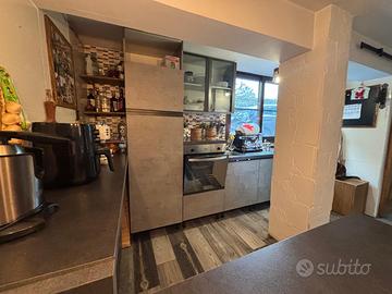 Cucina + Lavastoviglie+Forno Eltteico+ Frigo