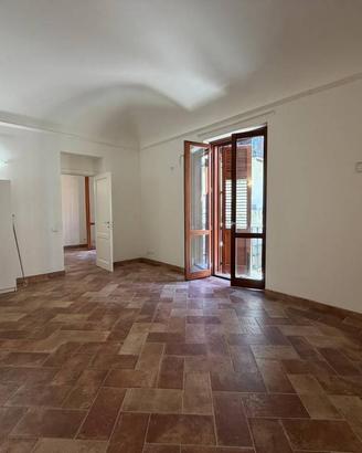 Appartamento di 80 m² con 3 locali a Palermo