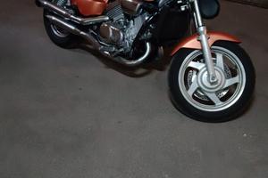 HONDA SUPER MAGNA 750CC 90CV 1994