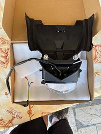 BMW F900R Portatarga Corto Foxwolf LED