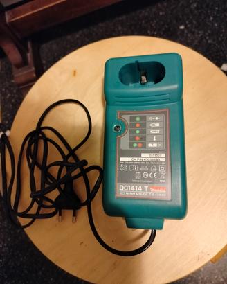 Caricabatterie Makita DC1414T