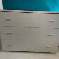 Cassettiera e comodini