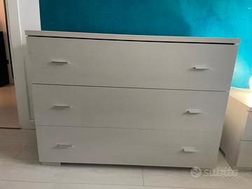 Cassettiera e comodini