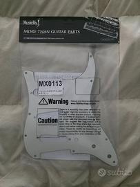 Battipenna Stratocaster SSS 3 Ply 11 f.  Parchment