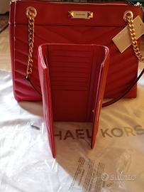 Borsa a tracolla e portafoglio Michael Kors