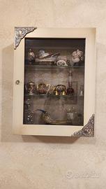 vetrinetta piccola da muro