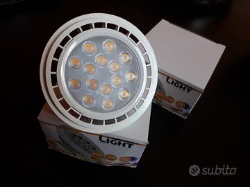 2 lampade LED nuove - 12W luce bianca