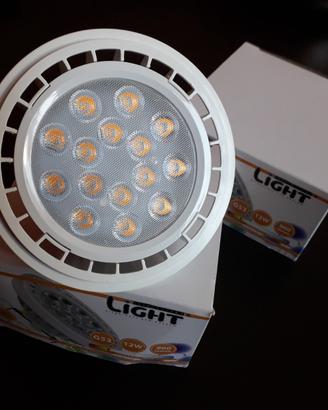 2 lampade LED nuove - 12W luce bianca