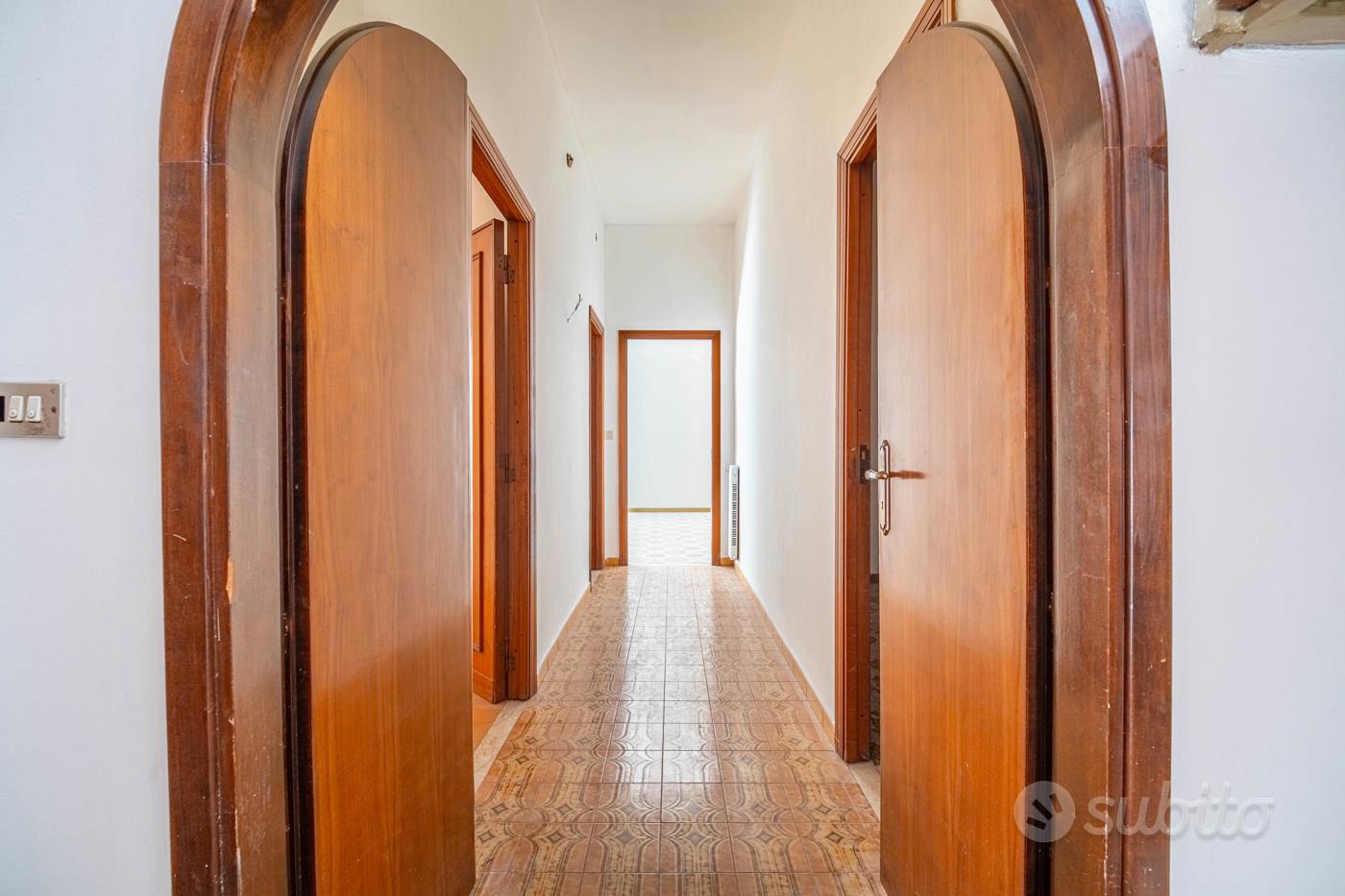 Apartment in Palermo, Villaggio Santa Rosalia, IV Circoscrizione - Vista 4