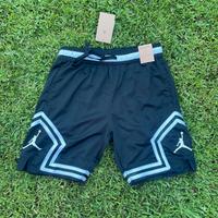 pantaloncini jordan